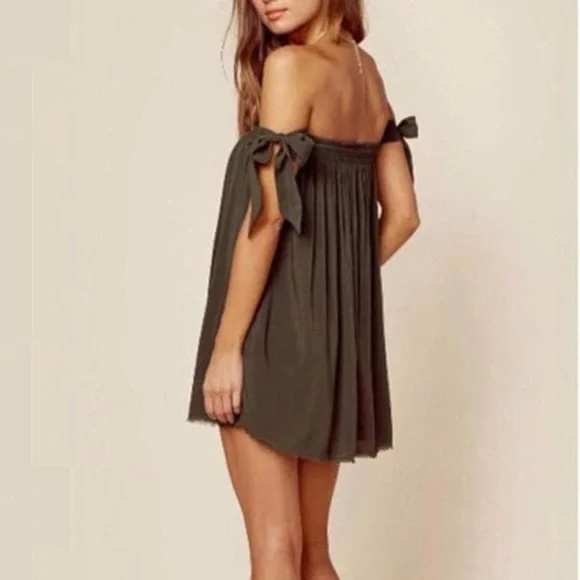 Olive green raw hem pocket dress boho vibes - Picture 3 of 5